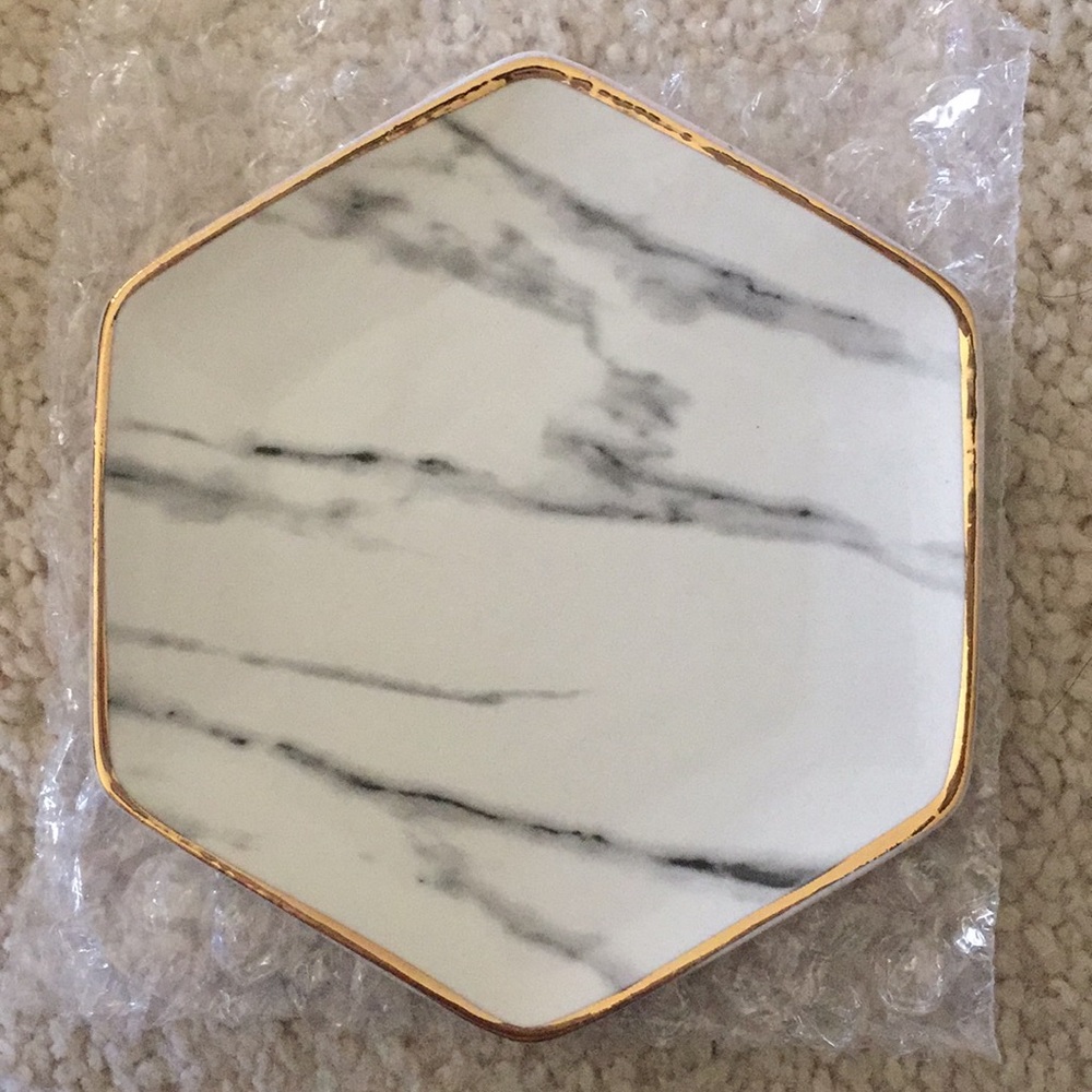 Pier 1 Import Marble Ring Dish